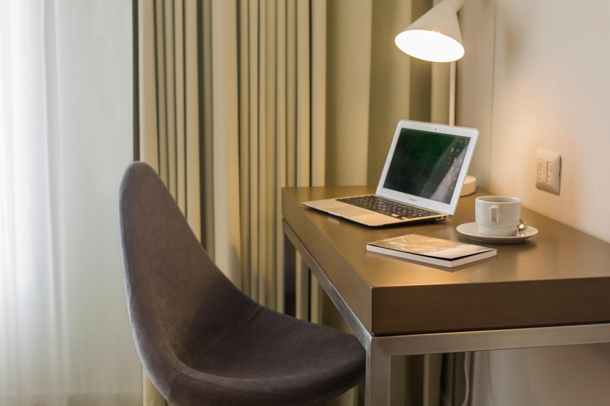 Dazzler By Wyndham Lima San Isidro Hotell Rum bild